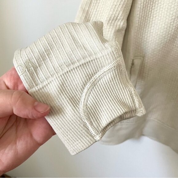 Lululemon Engineered Warmth Half Zip Ivory Team Canada Olympic Edition Size 10 - Picture 6 of 9